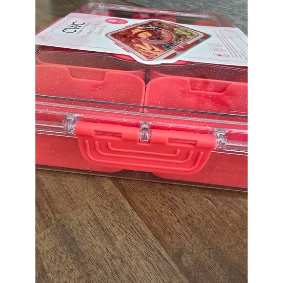 Cook With Color Sparkle Snack Box Food Storage Container Red - Picture 6 of 6